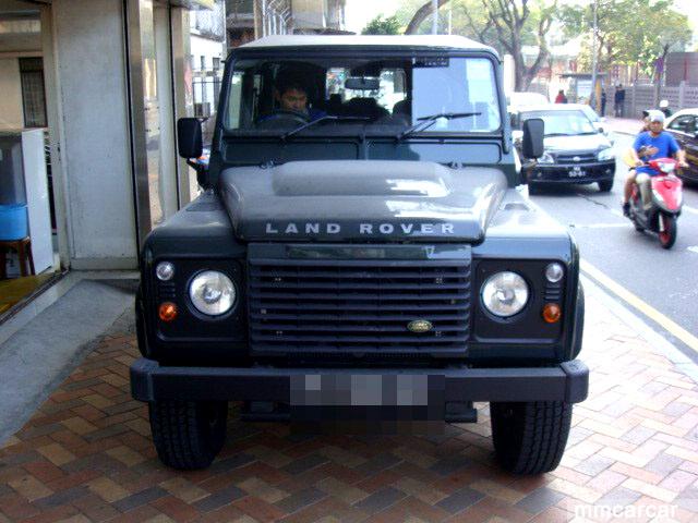 MO LAND ROVER DEFENDER 110 軍綠色