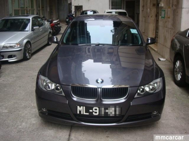 ML9寶馬320i自動灰色