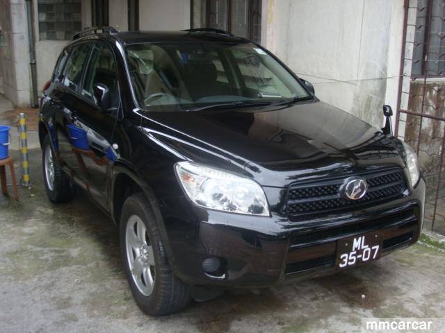 豐田 RAV42.4 黑色