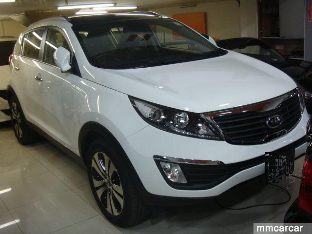 新款KIA Sportage2.0天幕頂白色